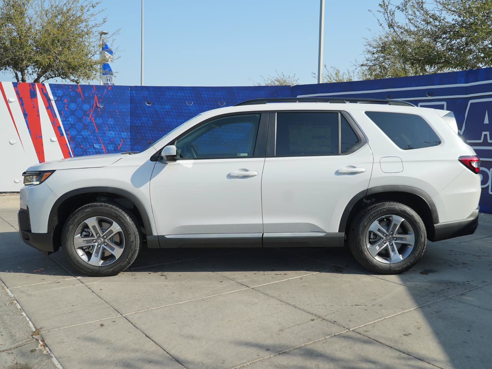 Used 2026 Honda Pilot EX-L image 12