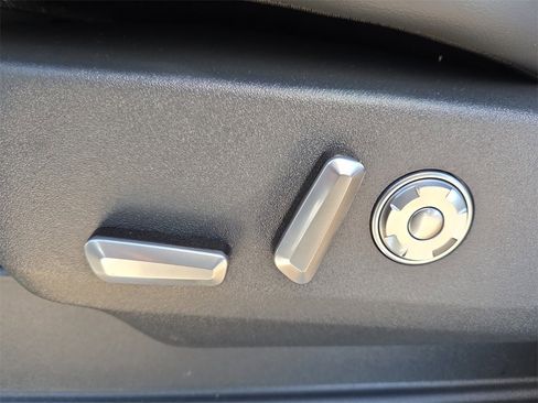 New 2026 Lincoln Navigator L Reserve w/ Jet Appearance Package image 14