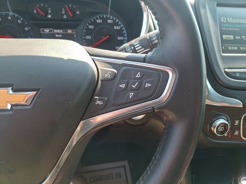 Used 2018 Chevrolet Equinox LT AWD/4WD image 21