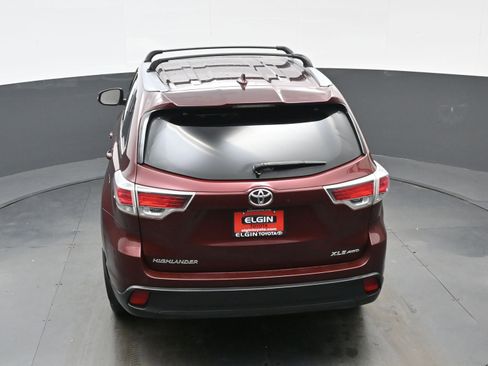 Used 2015 Toyota Highlander XLE image 39