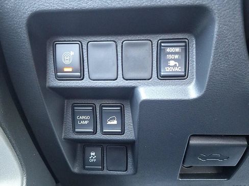 Used 2025 Nissan Frontier SV w/ SV Convenience Package AWD/4WD image 31