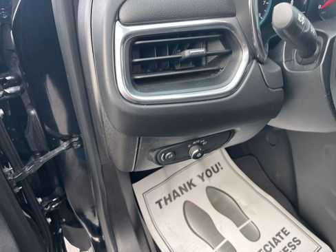 Used 2018 Chevrolet Equinox LT image 13