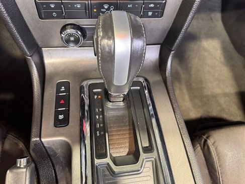 Used 2013 Ford Mustang Convertible image 19