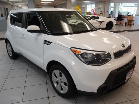 Used 2016 Kia Soul w/ Convenience Package FWD image 15