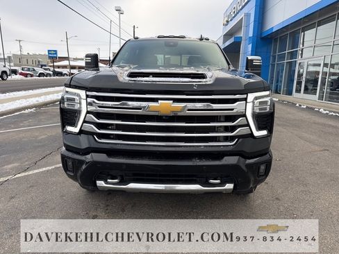 Used 2024 Chevrolet Silverado 3500 High Country w/ Technology Package image 6
