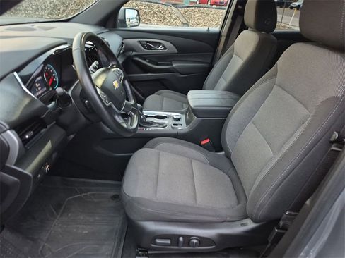 Used 2023 Chevrolet Traverse LT w/ LPO, Floor Liner Package image 18