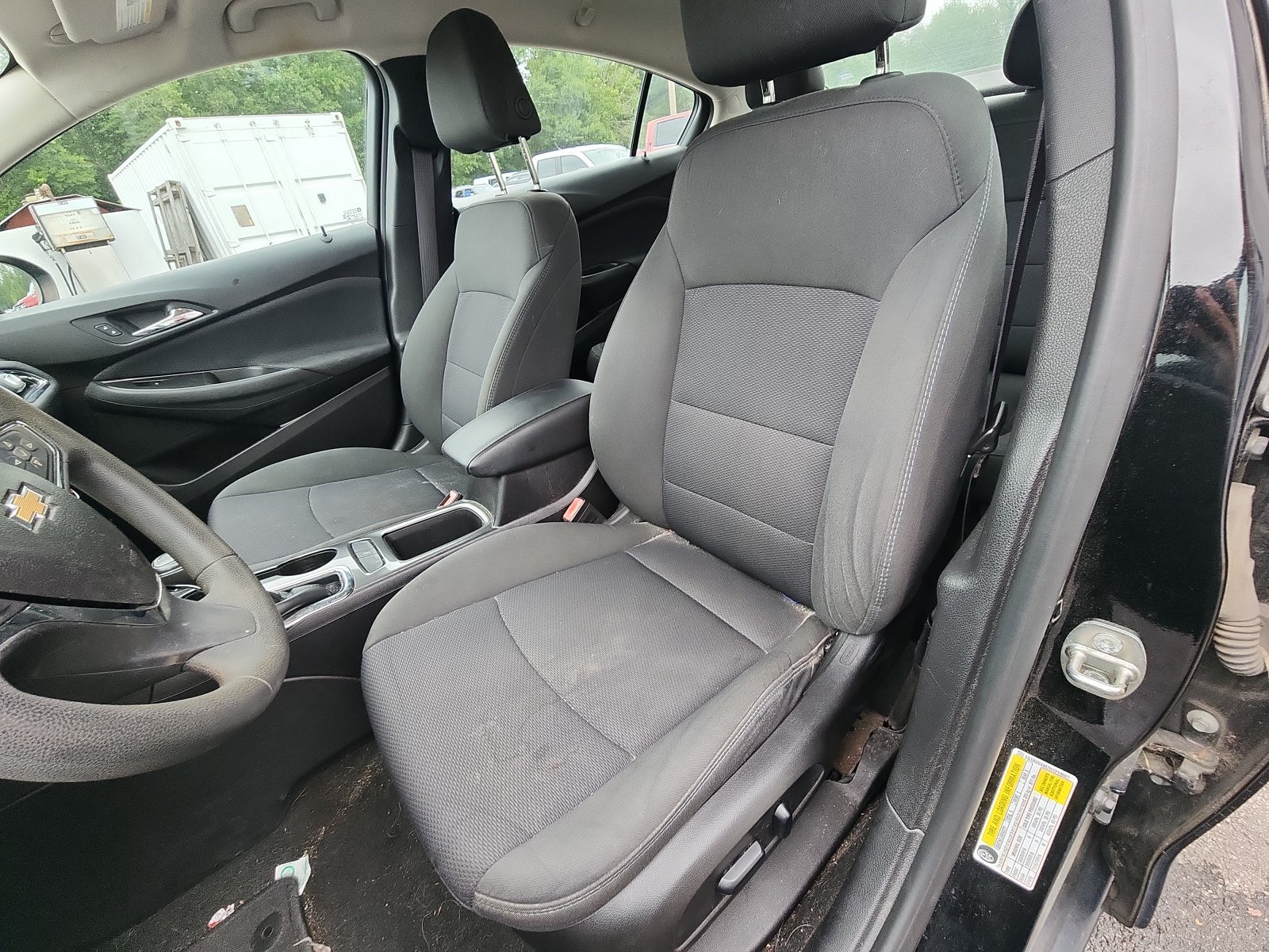 Used 2017 Chevrolet Cruze LT w/ Convenience Package FWD image 18