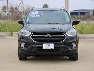 Used 2018 Ford Escape SE w/ SE Sport Appearance Package video 2
