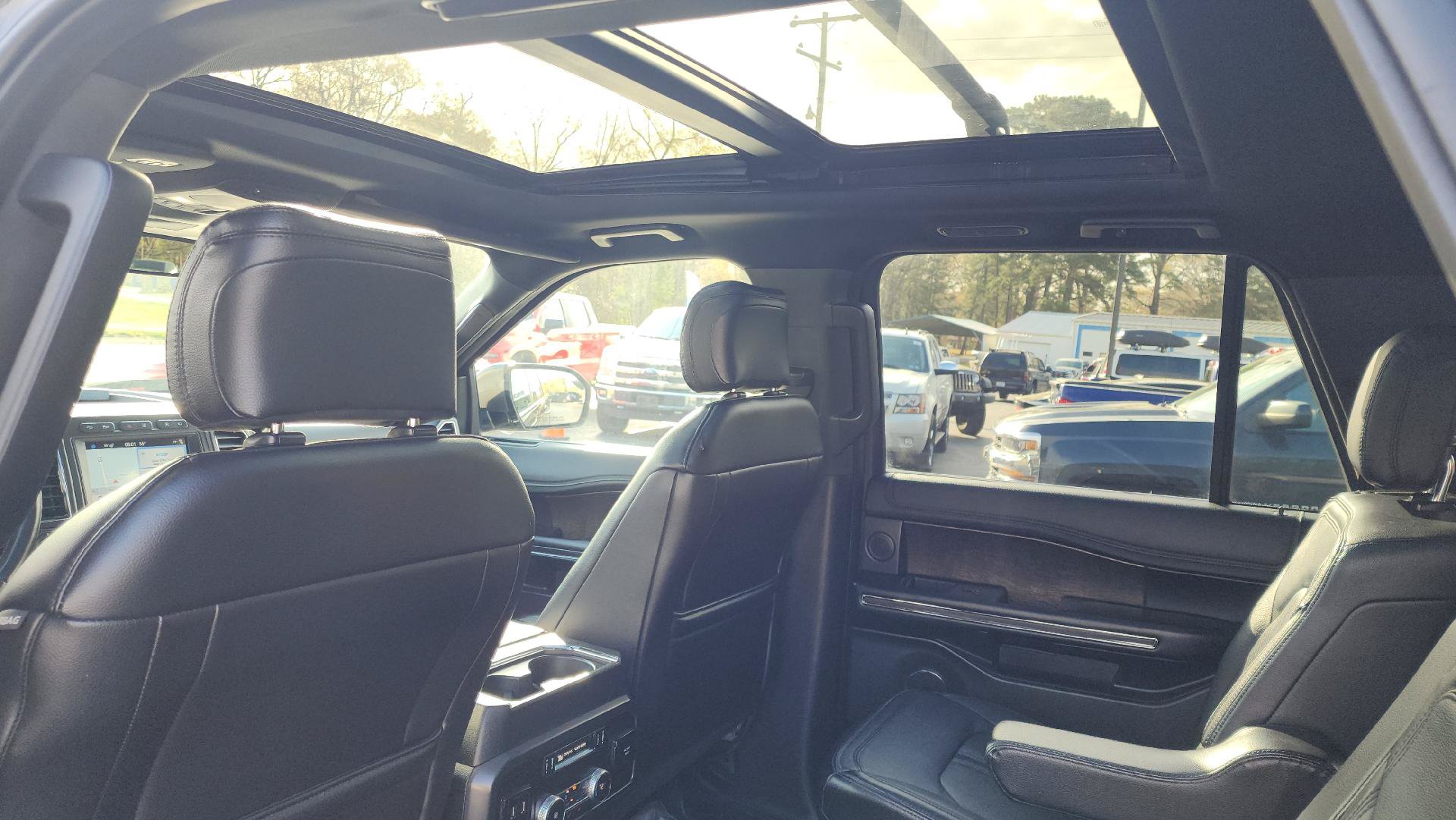 Used 2019 Ford Expedition Max Limited w/ Special Edition Package AWD/4WD image 13