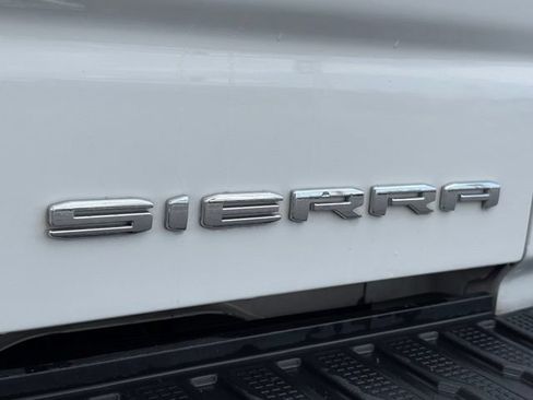 Used 2024 GMC Sierra 1500 Denali w/ Denali Reserve Package AWD/4WD image 7