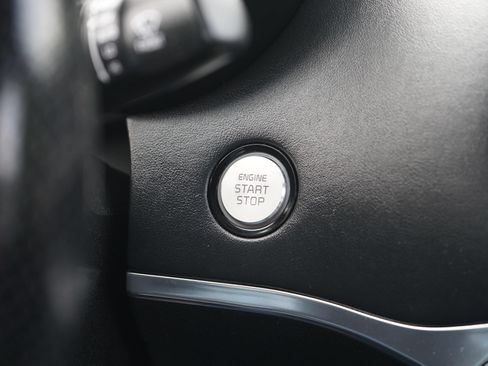 Used 2018 Kia Stinger GT2 AWD/4WD image 21