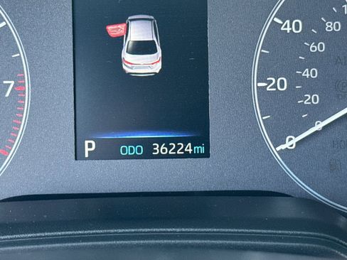 Certified 2023 Toyota Corolla LE image 22