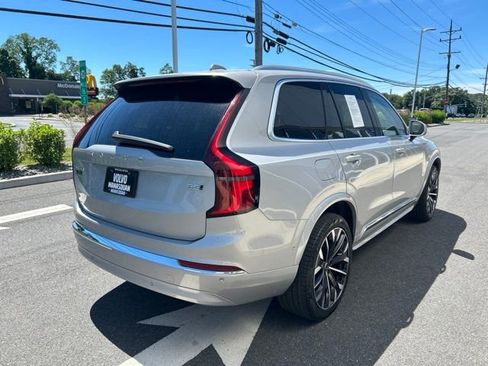 Used 2025 Volvo XC90 B5 Plus AWD/4WD image 5