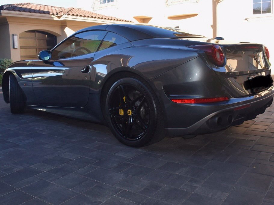 Used 2018 Ferrari California T RWD image 46