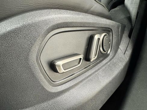 Used 2023 Rivian R1S Adventure AWD/4WD image 14