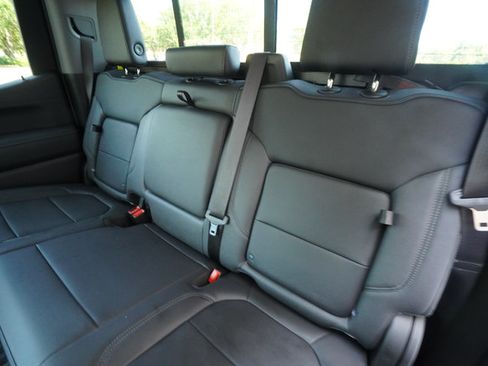 Used 2022 GMC Sierra 1500 SLT w/ SLT Premium Plus Package AWD/4WD image 26