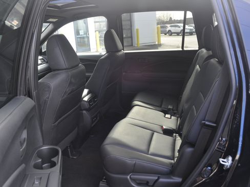 Certified 2024 Honda Passport EX-L image 13