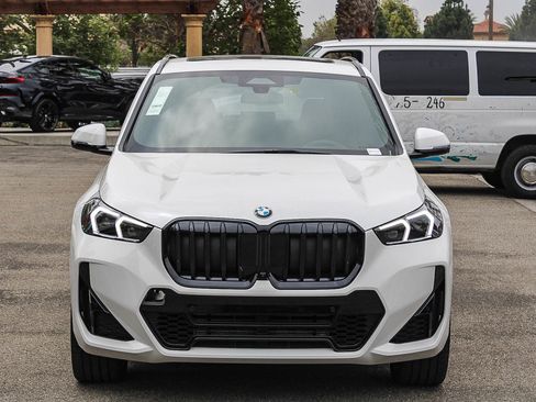 New 2026 BMW X1 xDrive28i w/ Technology Package AWD/4WD image 2