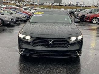 Used 2025 Honda Accord Touring video 2