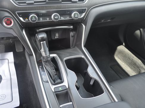 Used 2018 Honda Accord EX-L image 23