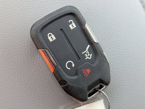 Used 2022 GMC Acadia SLT w/ Preferred Package FWD image 33