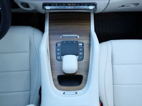 Certified 2025 Mercedes-Benz GLE 350 4MATIC image 19