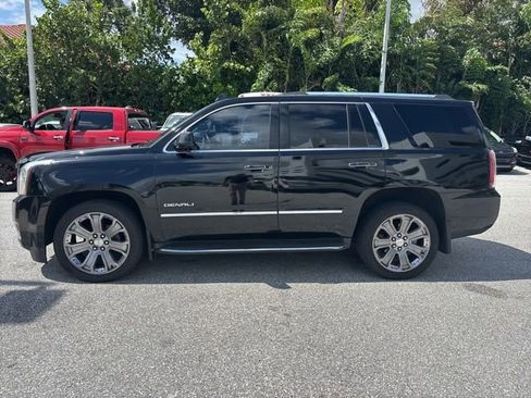 Used 2016 GMC Yukon Denali w/ Open Road Package AWD/4WD image 4