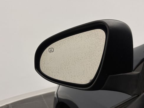 Used 2019 Toyota Corolla LE image 13