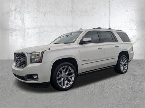 Used 2019 GMC Yukon Denali w/ Denali Ultimate Package image 8