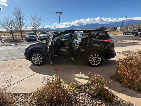 Used 2018 Toyota RAV4 Limited w/ Advanced Technology Package image 6