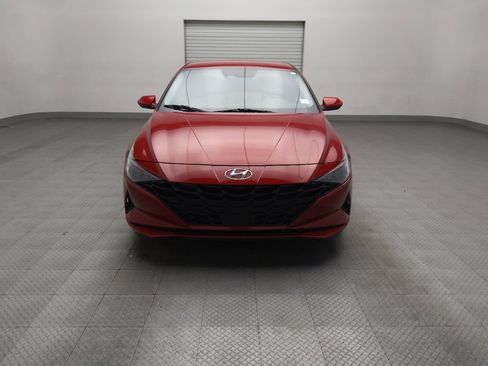 Used 2023 Hyundai Elantra SEL w/ Convenience Package FWD image 15