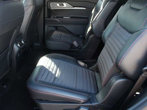 New 2026 Ford Explorer ST-Line image 24