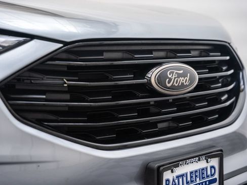 Used 2022 Ford Edge SE w/ Black Appearance Package AWD/4WD image 13