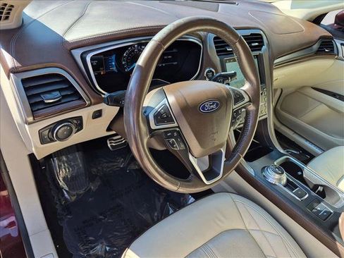 Used 2017 Ford Fusion Platinum AWD/4WD image 10