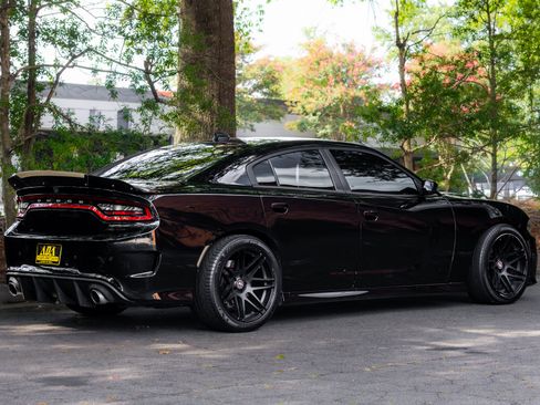 Used 2020 Dodge Charger Scat Pack w/ Daytona Edition Group RWD image 52
