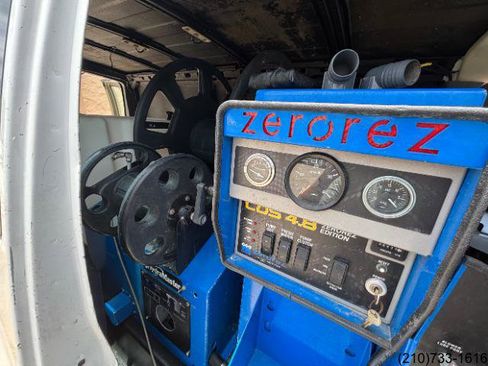 Used 2016 Chevrolet Express 3500 Extended RWD image 25