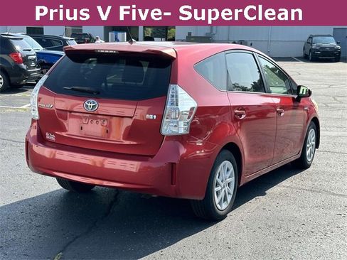 Used 2012 Toyota Prius V Five image 5