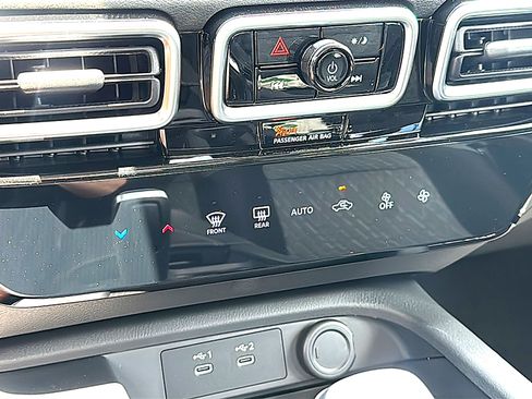 New 2026 Nissan Sentra SV w/ Floor Mat Package FWD image 23