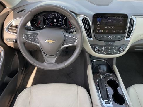 Used 2024 Chevrolet Malibu LT FWD image 10