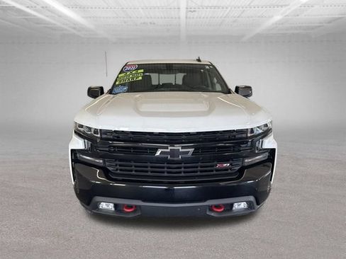 Used 2021 Chevrolet Silverado 1500 LT Trail Boss w/ Convenience Package II AWD/4WD image 2