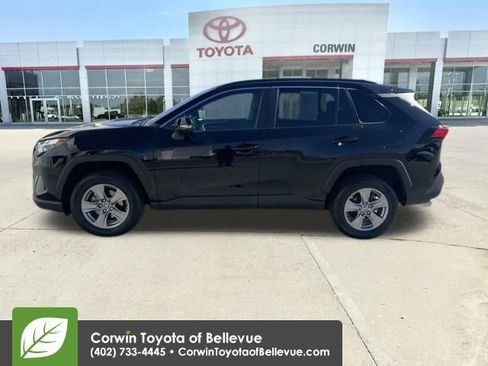 Used 2025 Toyota RAV4 XLE image 2