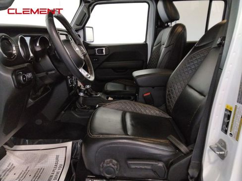 Used 2022 Jeep Wrangler Unlimited Sahara image 29