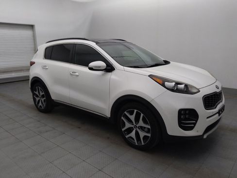 Used 2018 Kia Sportage SX image 11