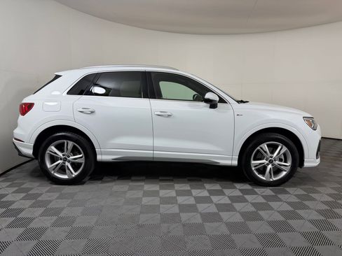 Certified 2024 Audi Q3 2.0T Premium Plus w/ Premium Plus Package AWD/4WD image 8