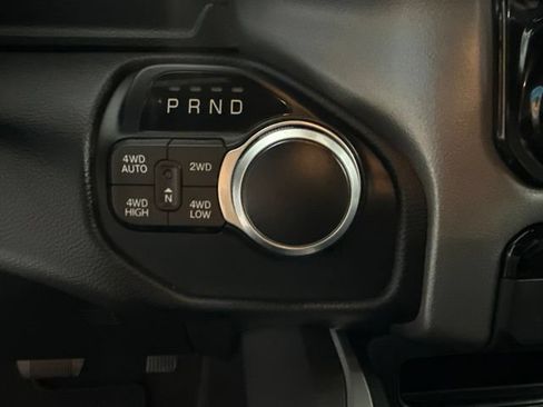 Used 2021 RAM 1500 Big Horn AWD/4WD image 34