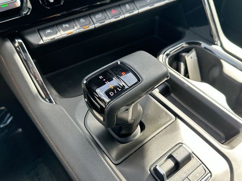 Certified 2024 GMC Sierra 1500 AT4 w/ Technology Package image 49