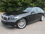 Used 2025 BMW 530i w/ Premium Package image 5