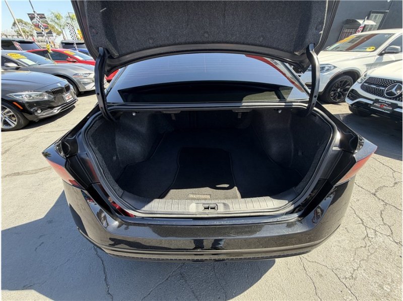 Used 2023 Nissan Altima 2.5 SV FWD image 19