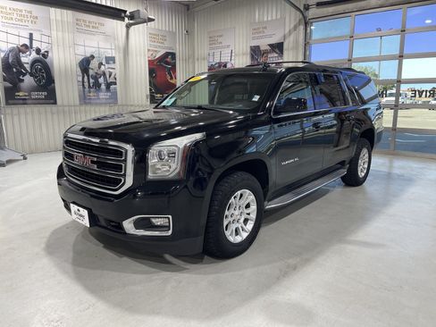 Used 2015 GMC Yukon XL SLT w/ Open Road Package AWD/4WD image 4