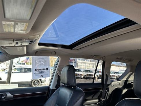 Used 2016 Lexus GX 460 image 19